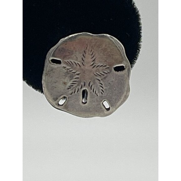 Sterling Silver Sand Dollar .5" Screw Back Earrings - Picture 2 of 8